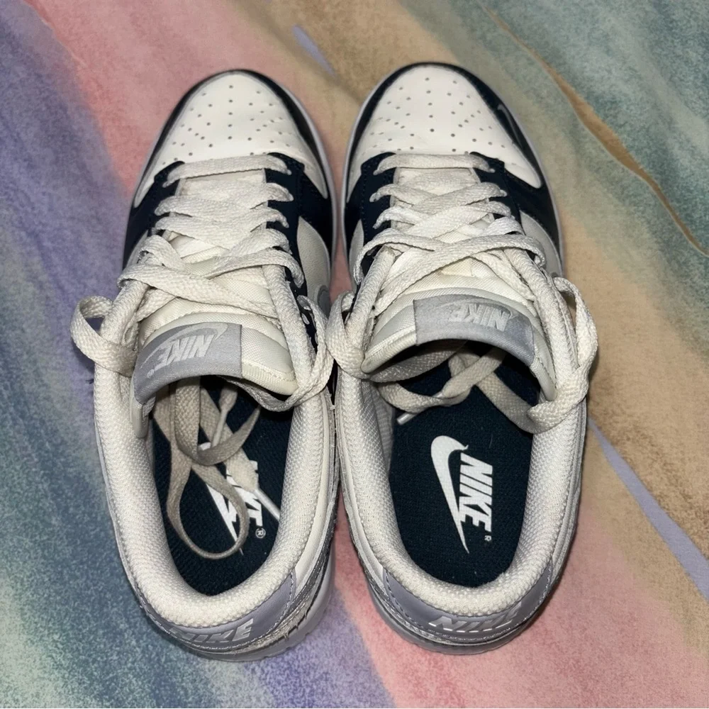WOMEN'S NIKE DUNK LOW RETRO CASUAL SHOES size 5